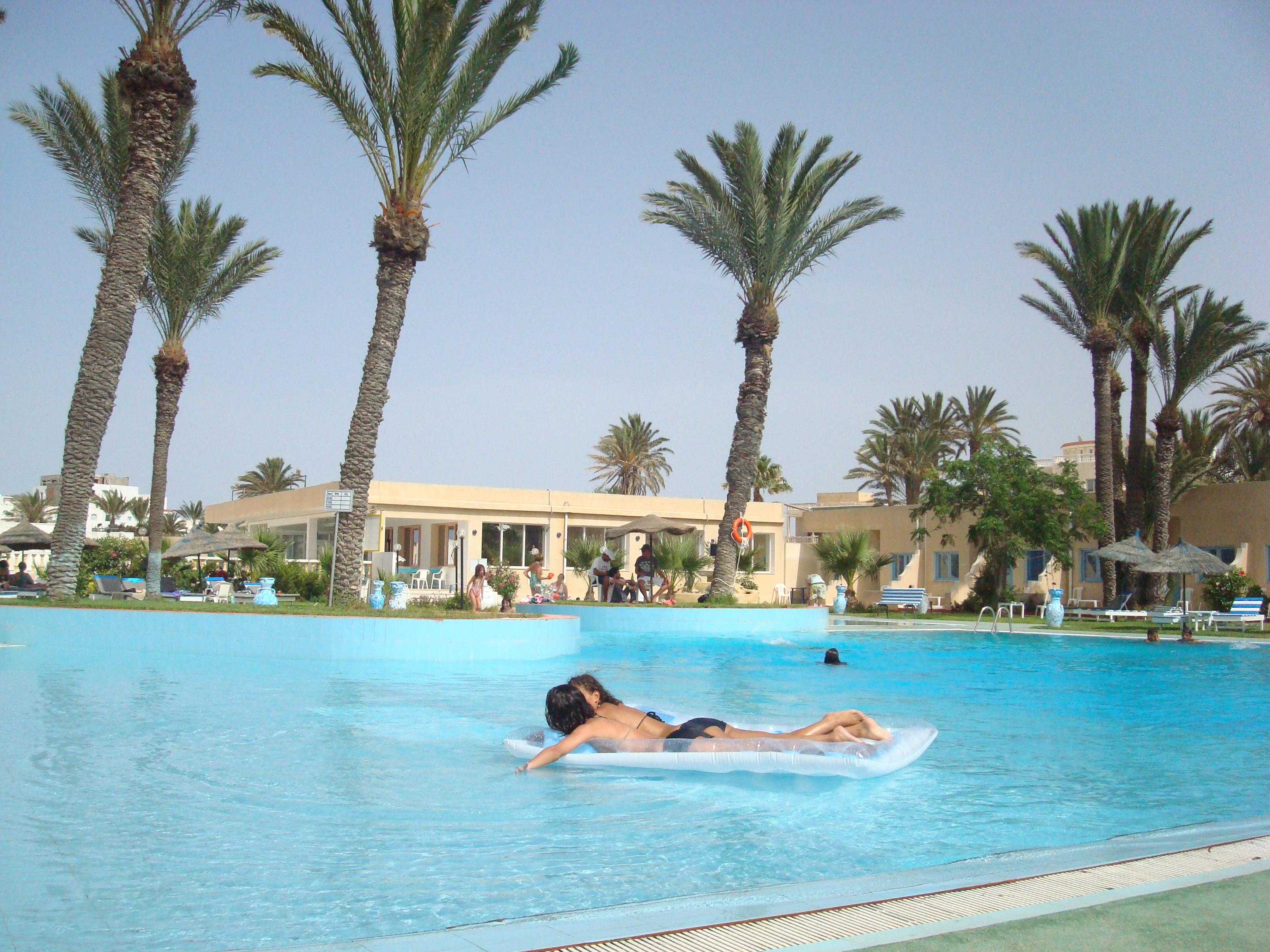 Hotel Les Palmiers Monastir Extérieur photo