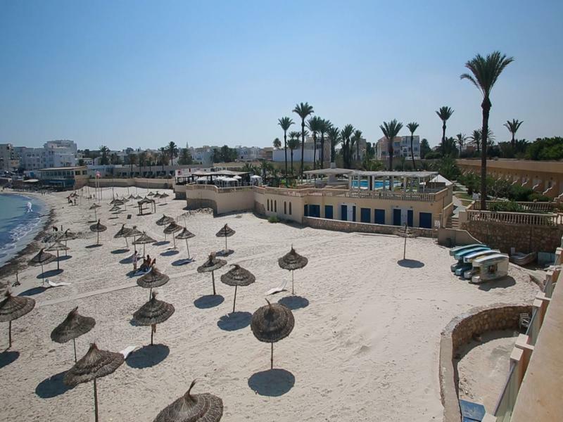 Hotel Les Palmiers Monastir Extérieur photo